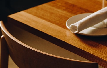 Restaurant table setting that inspires ideas to take flight. Restaurant table setting that inspires ideas to take flight.